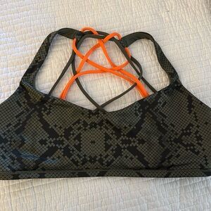 Lululemon free to be wild bra